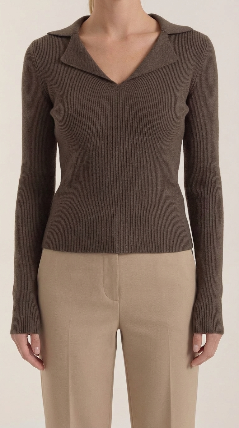 Suéter de punto con cuello elegante