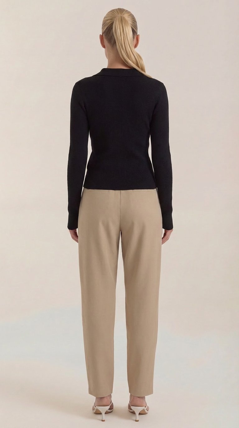 Suéter de punto con cuello elegante